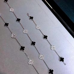 Van Cleef Arpels Vintage Alhambra Long Necklace, 20 Motifs White gold, Diamond, Onyx VCARP2R800