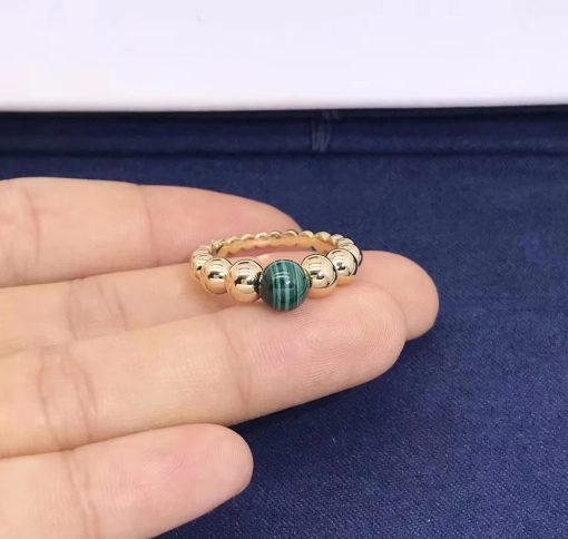 Van Cleef Arpels Perlée Couleurs Variation Ring Yellow Gold Malachite VCARO5M200