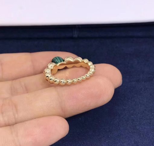 Van Cleef Arpels Perlée Couleurs Variation Ring Yellow Gold Malachite VCARO5M200