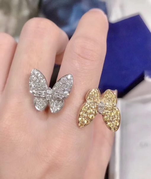 Van Cleef Arpels Two Butterfly Between the Finger ring Diamond Sapphire VCARA13600