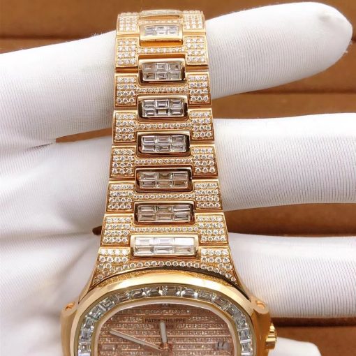 Patek Philippe Nautilus 18k Rose Gold And Diamonds 5719 10g 010 (10)