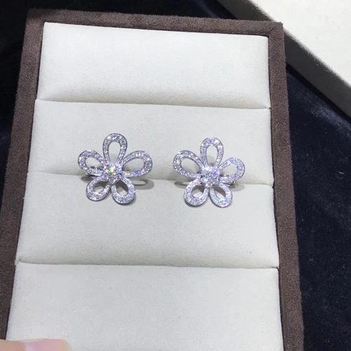 Van Cleef Arpels Flowerlace Earrings White Gold Diamond VCARP05100