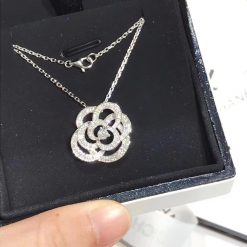 Chanel Fil de Camélia Necklace White Gold Diamonds J2580