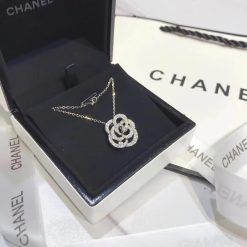 Chanel Fil de Camélia Necklace White Gold Diamonds J2580