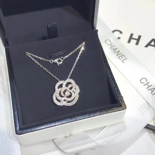 Chanel Fil de Camélia Necklace White Gold Diamonds J2580