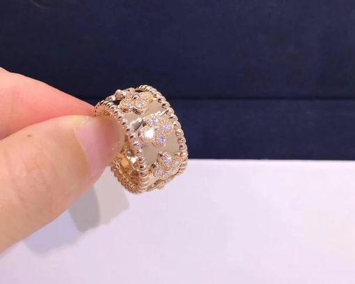 Van Cleef Arpels Perlée Clovers Ring Rose Gold VCARO9NB00