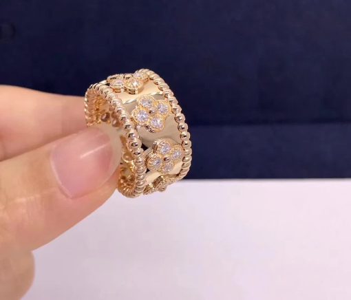 Van Cleef Arpels Perlée Clovers Ring Rose Gold VCARO9NB00