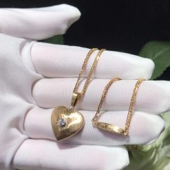 Buccellati Macri Heart Pendant Necklace (2)