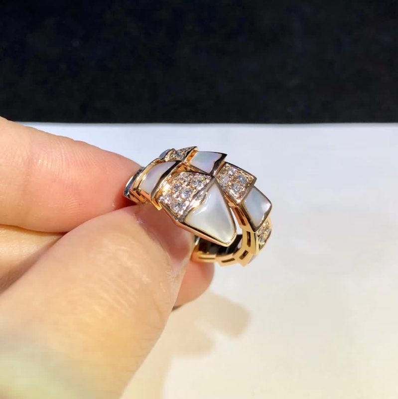 Bvlgari Serpenti Ring with Mother of Pearl and Pavé Diamonds 350666 – C ...