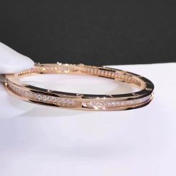 Bvlgari B.zero1 Bangle Bracelet Rose Gold Set with Pavé Diamonds on the Spiral 351399