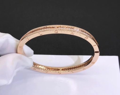 Bvlgari B.zero1 Bangle Bracelet Rose Gold Set with Pavé Diamonds on the Spiral 351399