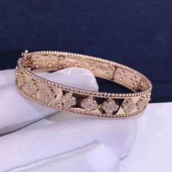 Van Cleef & Arpels Perlée Clovers Bracelet Medium Model Rose Gold Diamond VCARN5B200