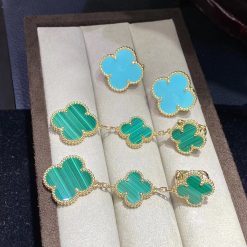 Van Cleef & Arpels Magic Alhambra Earrings 3 Motifs Malachite VCARO2AG00