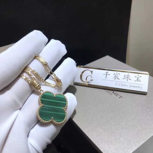 Van Cleef & Arpels Magic Alhambra Long Necklace Yellow Gold Malachite VCARO3MG00