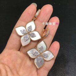 Roberto Coin Princess Flower Mother Of Pearl Diamond Earrings 34mm (5)