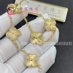 Van Cleef & Arpels Vintage Alhambra Bracelet 5 Motifs guilloché yellow Gold VCARP3JK00