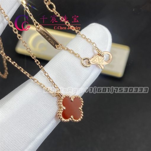 Van Cleef & Arpels Sweet Alhambra Pendant Rose Gold Carnelian VCARN59M00