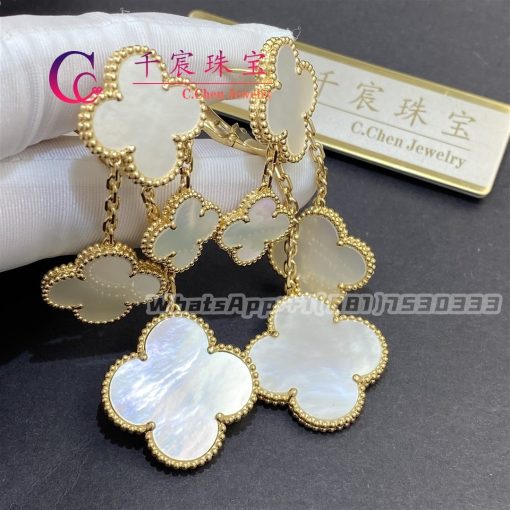 Van Cleef Arpels Magic Alhambra Earrings 4 motifs Mother-of-pearl VCARD78900