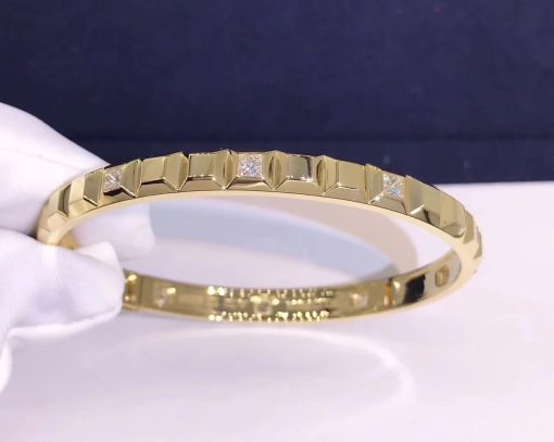 Boucheron Quatre Clou de Paris Yellow Gold Diamond Bangle JBT00689