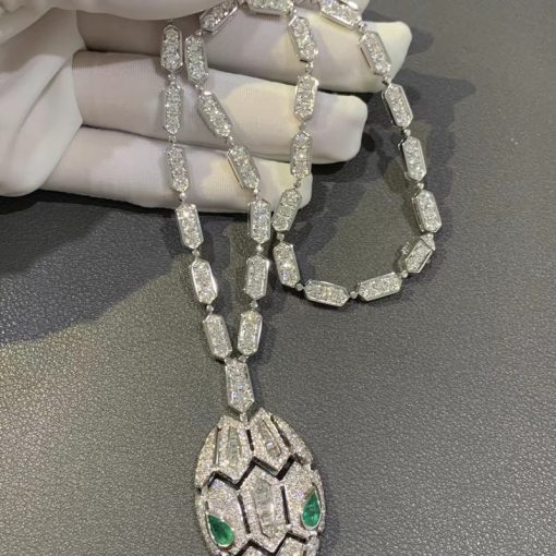 Bulgari Serpenti necklace Diamond & emerald eyes