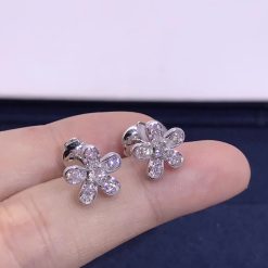 Van Cleef & Arpels Socrate earstuds 1 flower White gold Diamond VCARG44100