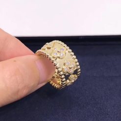 Van Cleef & Arpels Perlée Clovers Ring Diamond Yellow Gold VCARO9LO00