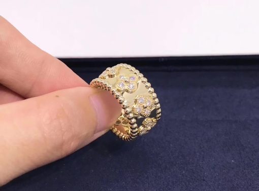 Van Cleef & Arpels Perlée Clovers Ring Diamond Yellow Gold VCARO9LO00