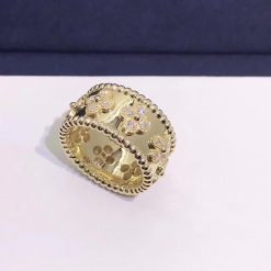 Van Cleef & Arpels Perlée Clovers Ring Diamond Yellow Gold VCARO9LO00