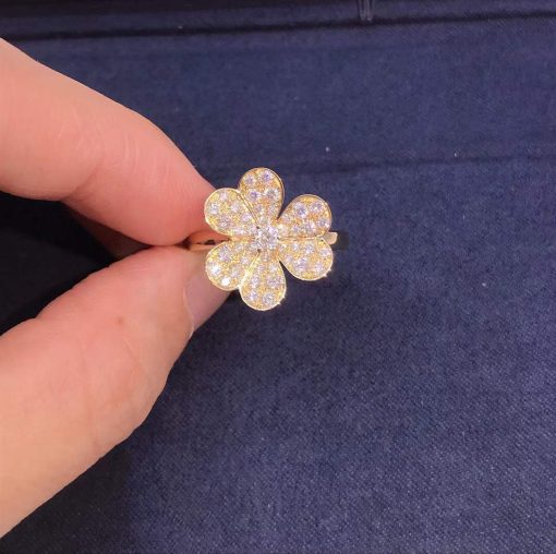 Van Cleef & Arpels Frivole ring, 1 flower, small model 18K yellow gold, Diamond VCARP2V000