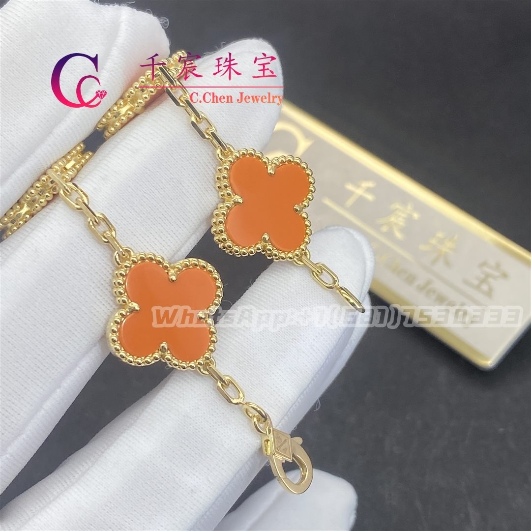 Van Cleef & Arpels Vintage Alhambra Bracelet 5 Motif Yellow Gold Coral Bracelet