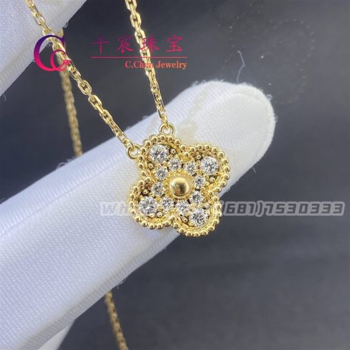 Van Cleef & Arpels Vintage Alhambra Pendant Yellow Gold And Diamond VCARA45300