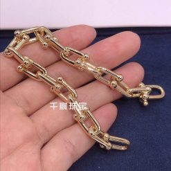 Tiffany HardWear Medium Link Bracelet in Yellow Gold 70881683