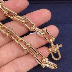 Tiffany HardWear Medium Link Bracelet in Yellow Gold 70881683