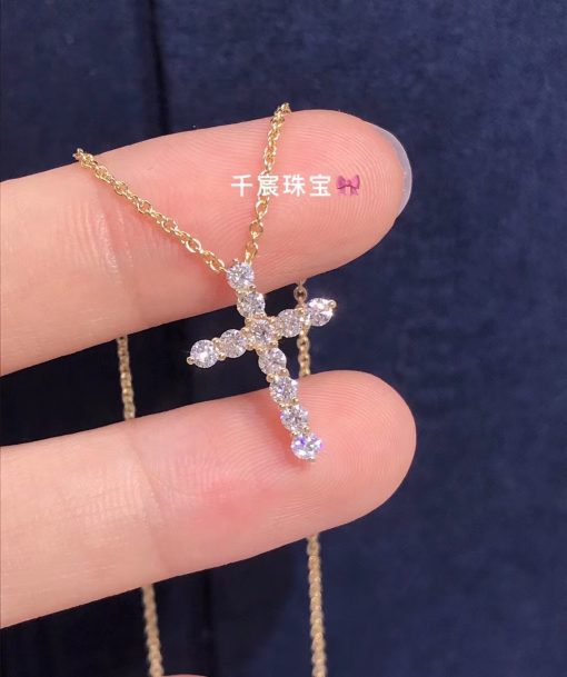 Tiffany Cross Pendant Small Model Of Round Brilliant Diamonds In 18k Yellow Gold 60007469