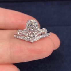 Chaumet Joséphine Splendeur Impériale Solitaire Platinum and Diamonds J3TR00