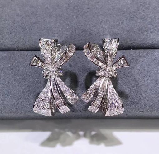 Graff Tilda’s Bow Classic Diamond Stud Earrings RGE1149