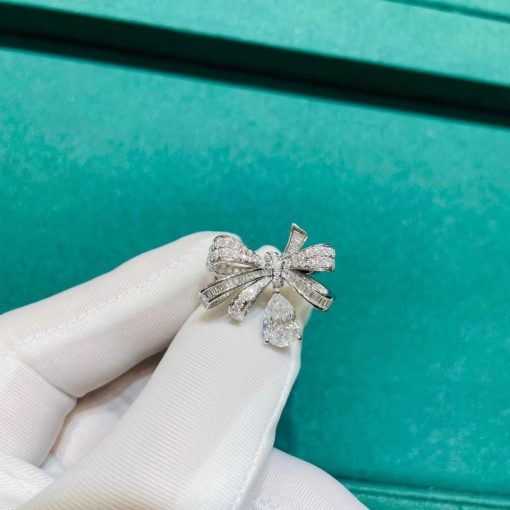 Graff Tilda’s Bow Classic Diamond Ring RGR566