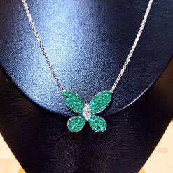 Graff Pave Butterfly green emeralds Pendant RGP321