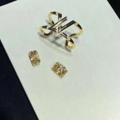 Louis Vuitton LV Volt One Cuff, Yellow Gold And Diamonds Q95931