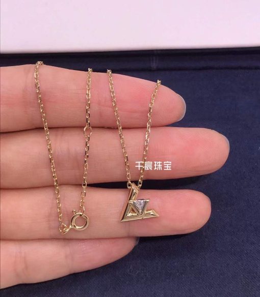 Louis Vuitton LV Volt One Large Pendant Q93808