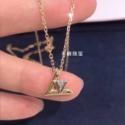 Louis Vuitton LV Volt One Large Pendant Q93808