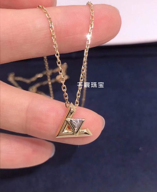 Louis Vuitton LV Volt One Large Pendant Q93808