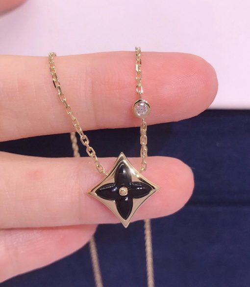 Louis Vuitton Color Blossom Bb Star Pendant Onyx And Diamond Q93699