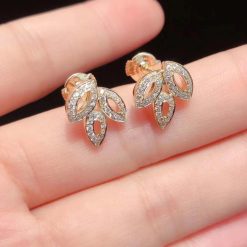 Harry Winston Lily Cluster Small Yellow Gold Diamond Earrings EADYPO1MLC