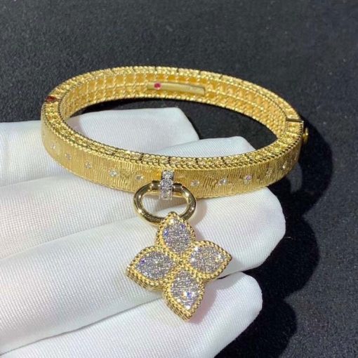 Roberto Coin Venetian Princess Yellow Gold Bangle Bracelet with Diamonds