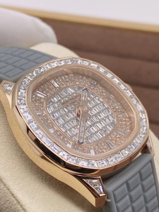 Patek Philippe Aquanaut 5062 450r Luce Haute Joaillerie 18k Rose Gold Diamond Dial (8)