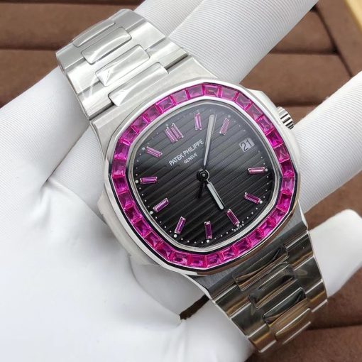 Patek Philippe Nautilus Platinum Ruby Bezel 5711 112p (2)