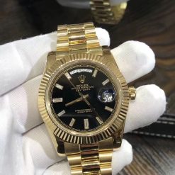 Rolex Day Date 40 228238 Yellow Gold Black Diamond Dial (3)