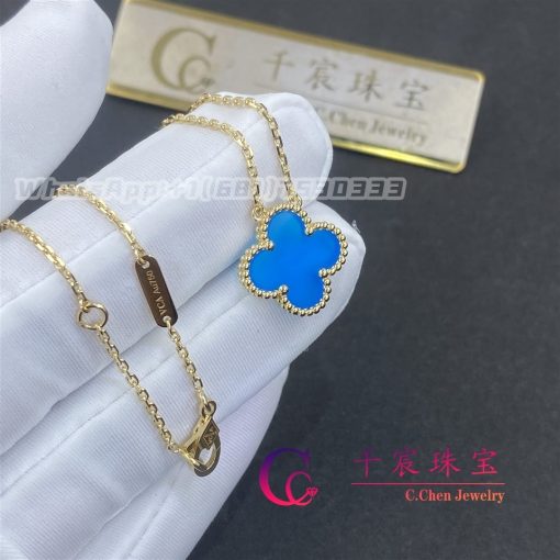 Custom Jewelry Van Cleef Arpels Vintage Alhambra Pendant In 18k Yellow Gold Blue Agate Vcarp9sy00 (1)